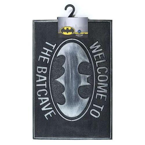 Batman: Welcome to the Batcave Fußmatte aus Gummi rutschfeste Türmatte 60x40cm - Bobbis Store Hunde